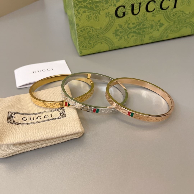 Gucci Necklaces